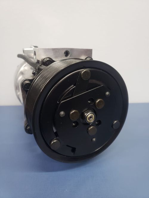 Compressor Ar condicionado Scania 2013 em diante 24v 7H15