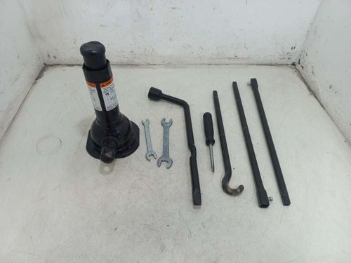 KIT DE FERRAMENTAS TOYOTA HILUX 2.7 2014