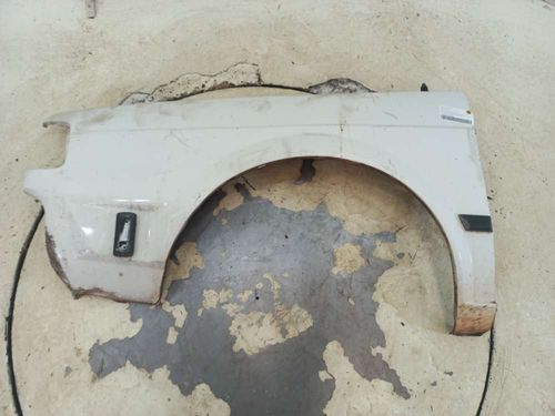 PARALAMA DIANTEIRO ESQUERDO VOLKSWAGEN GOL CL 1.6L 1.6L 1992