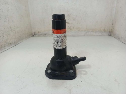 MACACO TOYOTA HILUX 2.8 2019