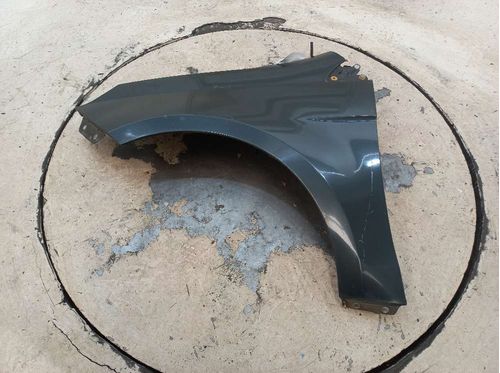PARALAMA DIANTEIRO ESQUERDO FIAT GRAND SIENA 1.4 2012