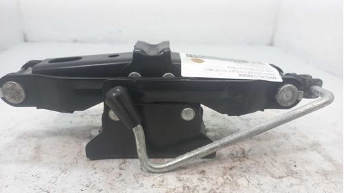 MACACO RENAULT KWID 1.0 2024