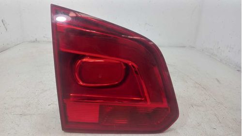 LANTERNA DA TAMPA ESQUERDA VOLKSWAGEN SPACEFOX 1.6 2012