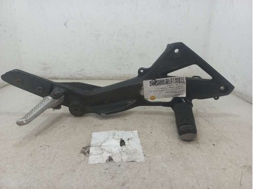 SUPORTE ESTRIBO TRASEIRO LD HONDA HORNET 600 2012